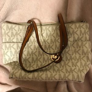 Authentic Michael Kors Vanilla Tote